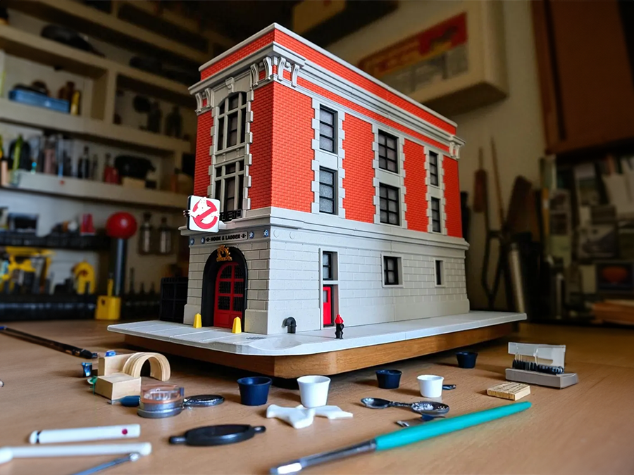US-Feuerwehrwache in Ghostbusters Stil – Modellbausatz Hook & Ladder 8 | Diorama 1:64 | PA1 Authorized Reseller 3D-0059